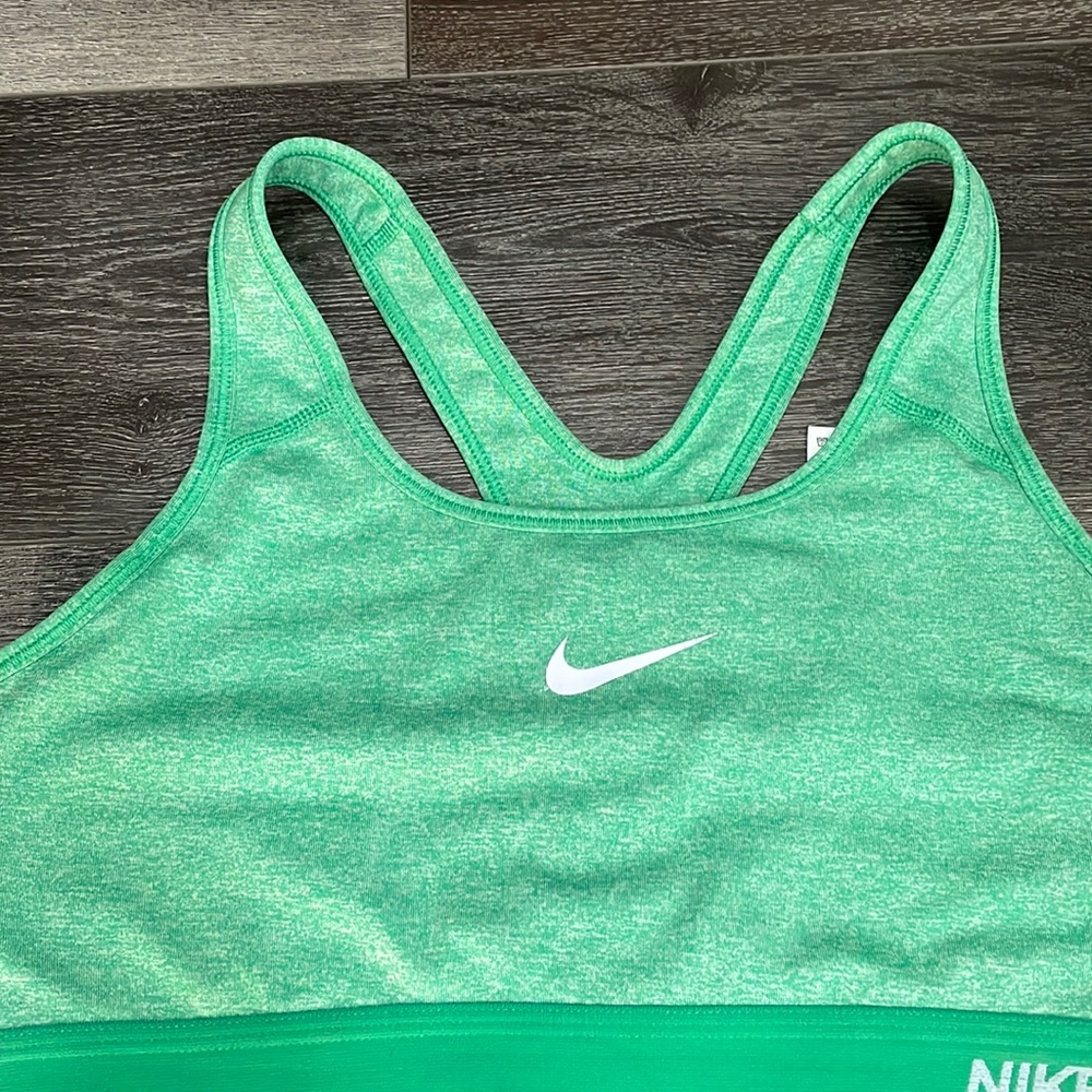 Nike Dri FIT Swoosh Sports Bra - Picture 2 of 7
